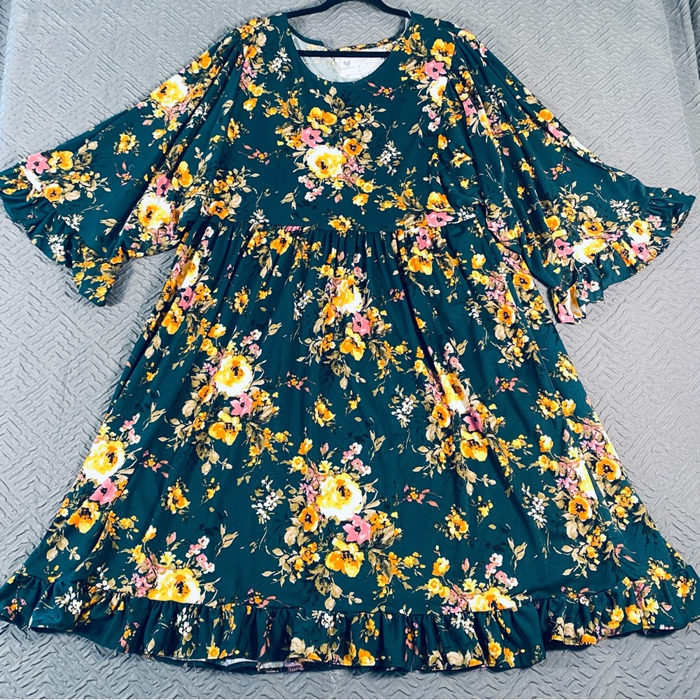 Farmhouse Frocks Fee Dress Green Floral XL Relaxed Fit Amish Made